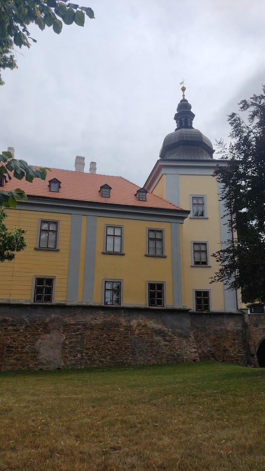 Zámek Ctěnice