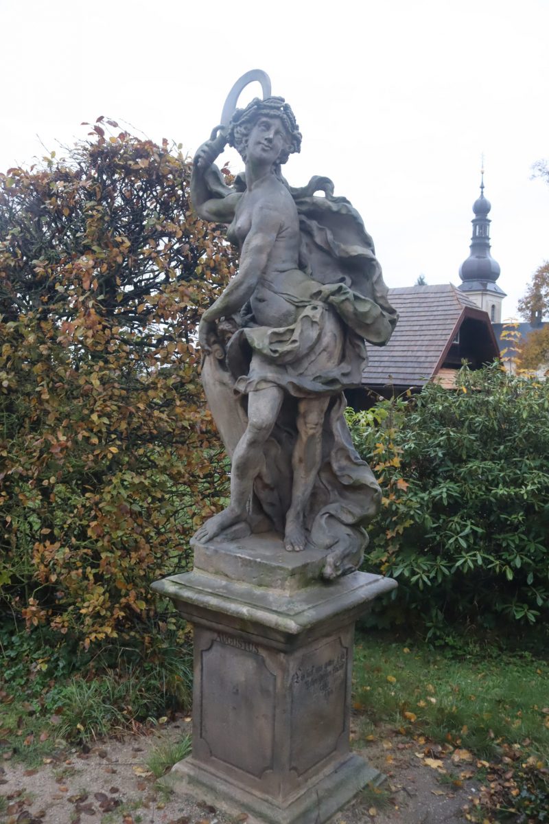 Zámecká zahrada u zámku Lysá nad Labem / Foto: Redakce