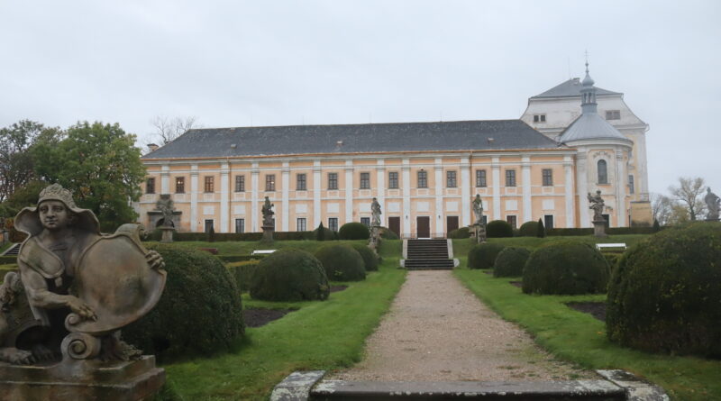 Zámecká zahrada u zámku Lysá nad Labem / Foto: Redakce