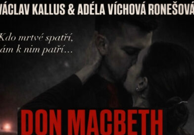 Mrazivě krutá vášeň aneb mafiánská rodina Macbethových vás zve na večeři