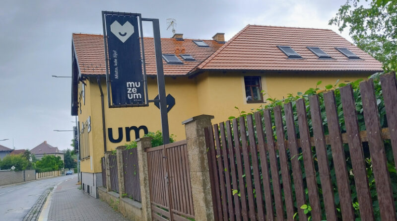 Celý vesmír najdete v Říčanech. Hravá výstava zabaví děti i rodiče