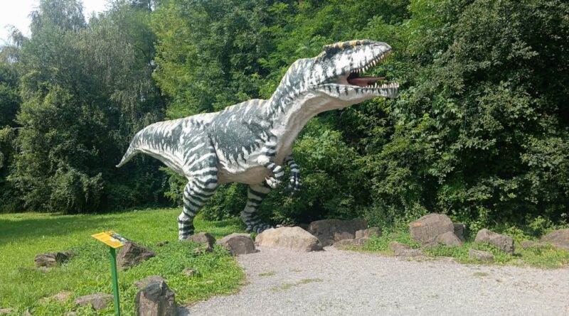 Z Lysé až do druhohor: Jak jsme vlakem a Pendolínem dobyli DinoPark Ostrava